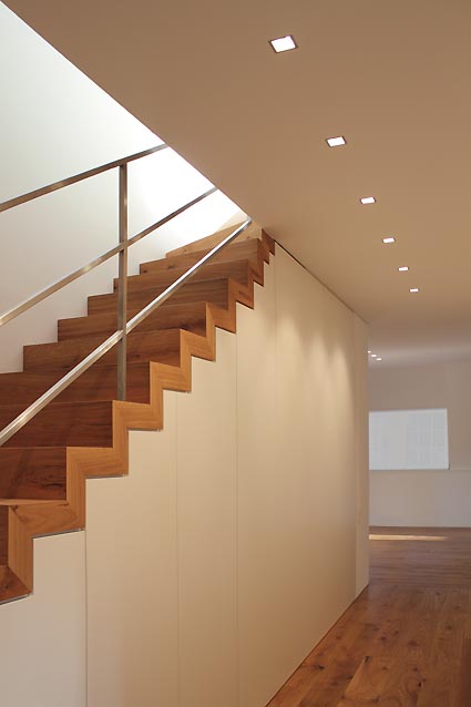 Wardrobe_stairs